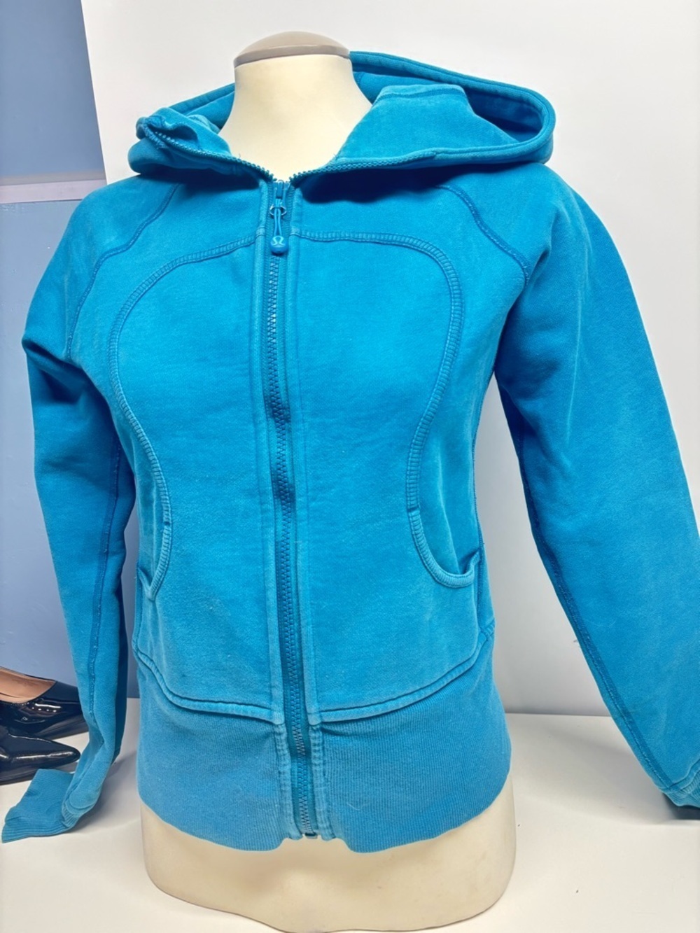 Lululemon Classic Scuba Full Zip Hoodie Teal Blue Size 6